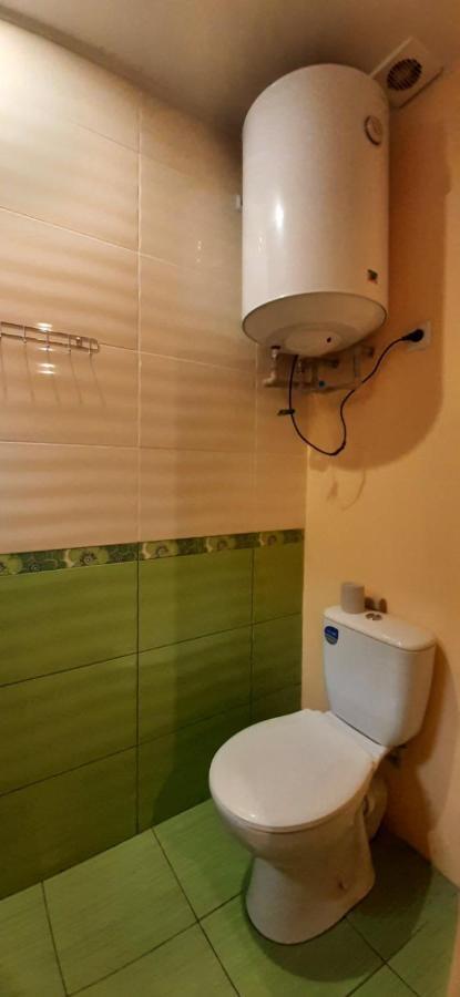 Дом С Удобствами, Возле 3 Городской Больницы Tcherkassy Extérieur photo