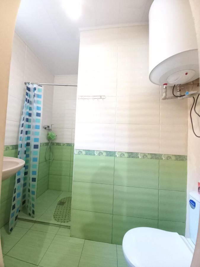 Дом С Удобствами, Возле 3 Городской Больницы Tcherkassy Extérieur photo